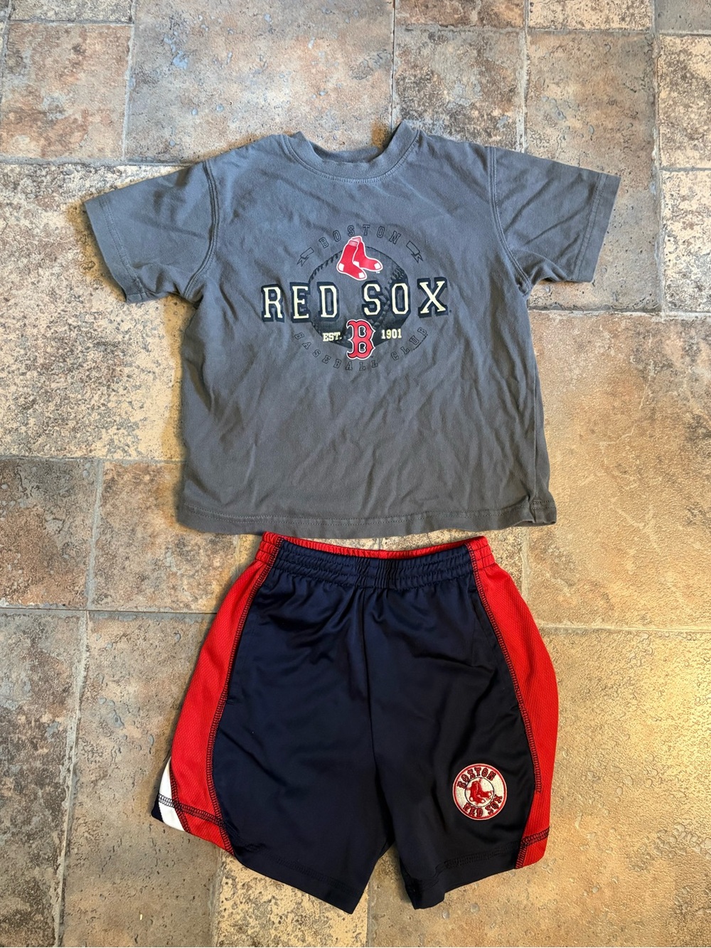 Boston Red Sox Outfit 4T
